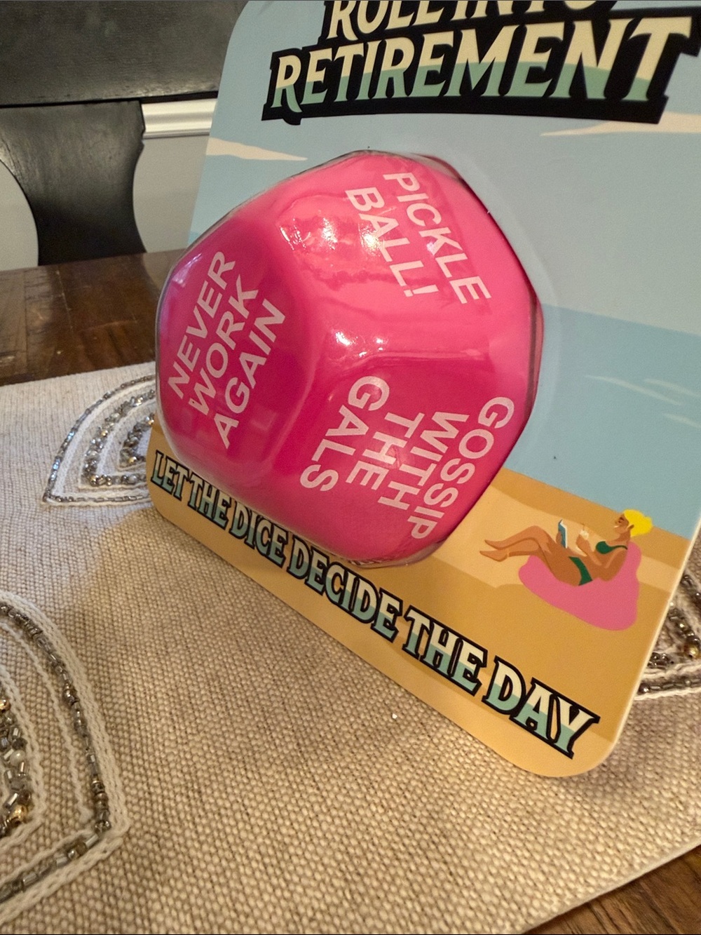 Jumbo Decision Dice- Funny retirement gift - Picture 11 of 13